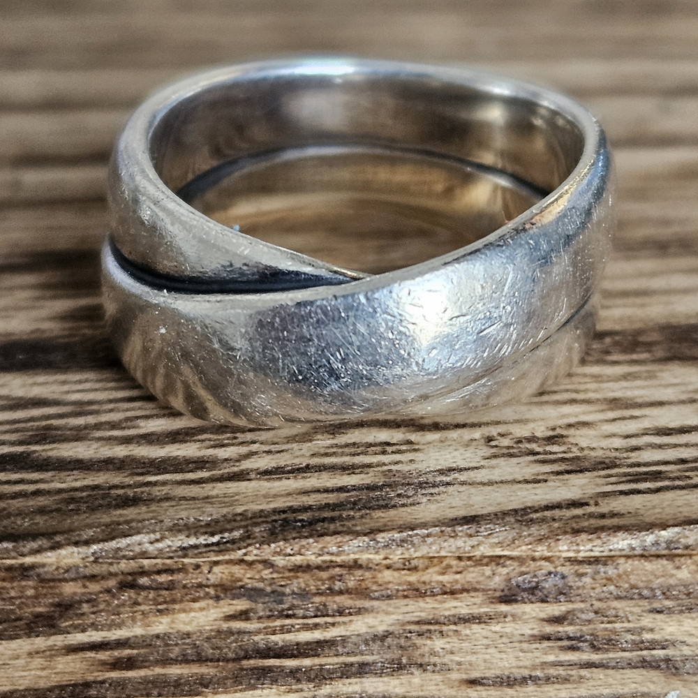 James Avery RETIRED Endless Love sterling silver ring Sz 6